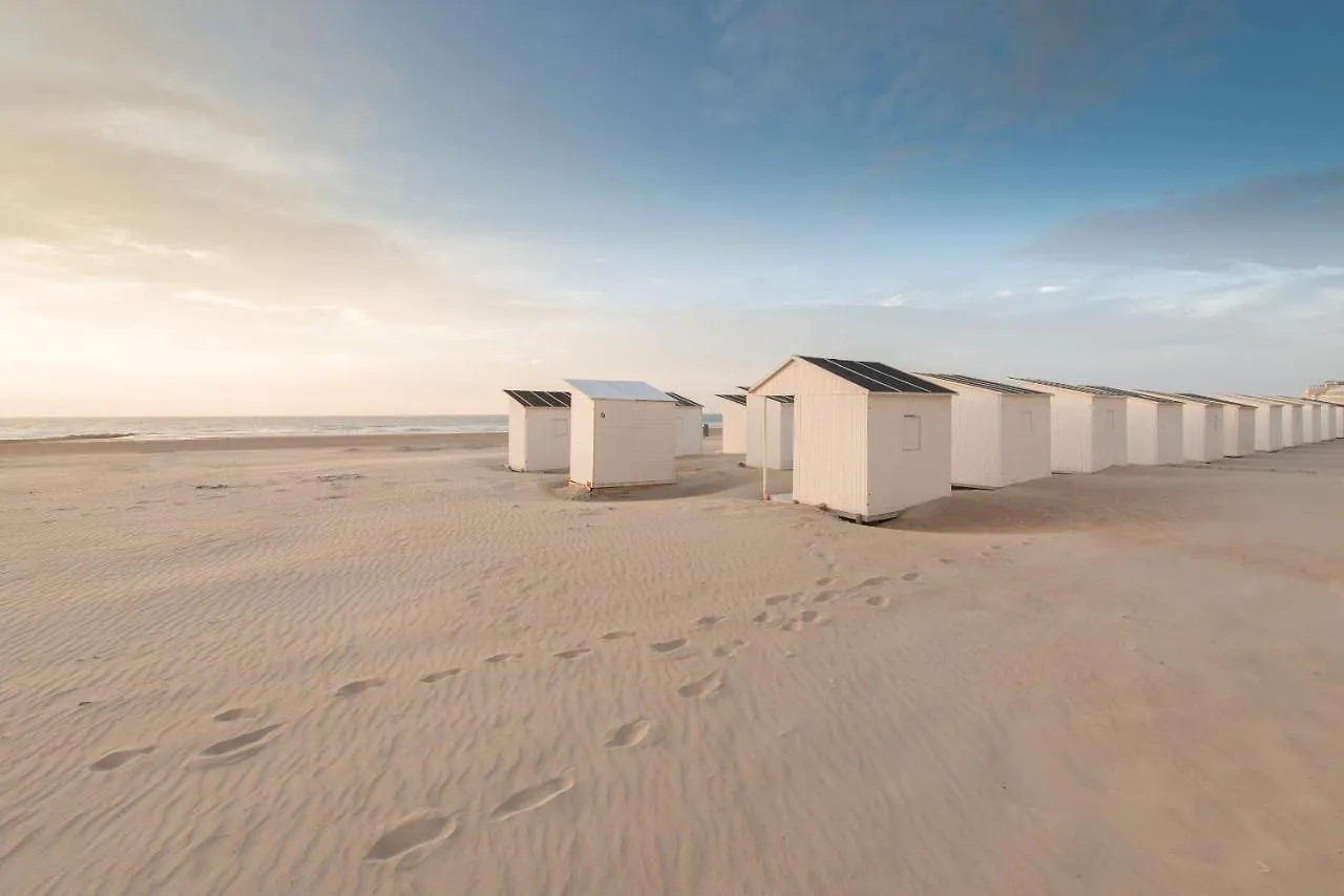 Golf 12 Apartment Ostend Belgium